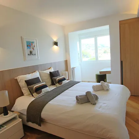 Completely Renovated On Bld Croisette, 3 Parental Bedrooms Cannes