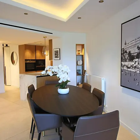 Completely Renovated On Bld Croisette, 3 Parental Bedrooms Apartment *